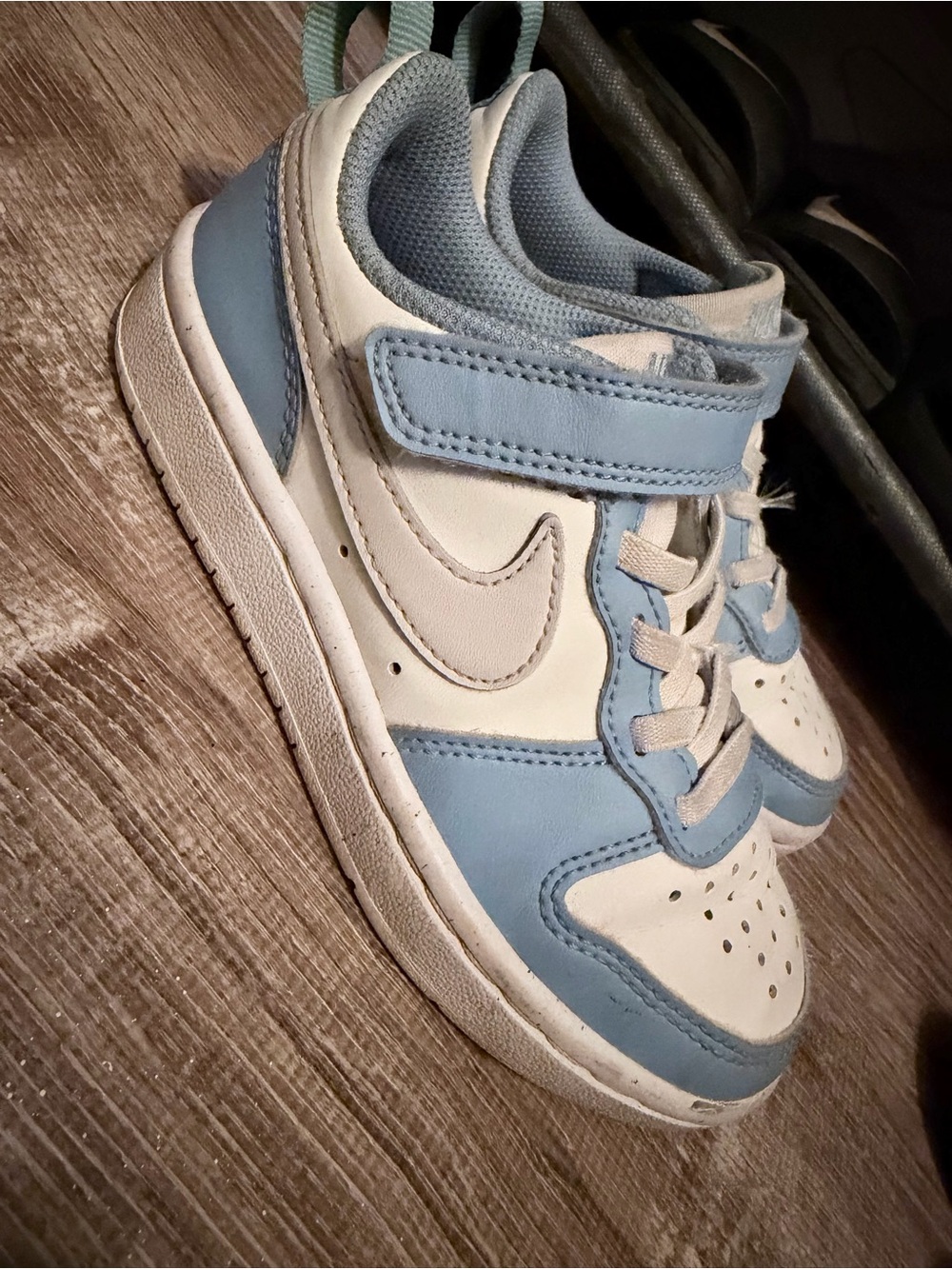 Kids Light Blue and White Nike Low-Top Sneakers Size 11C
